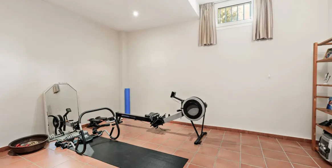 Venta de villa independiente en Sierra Blanca 32