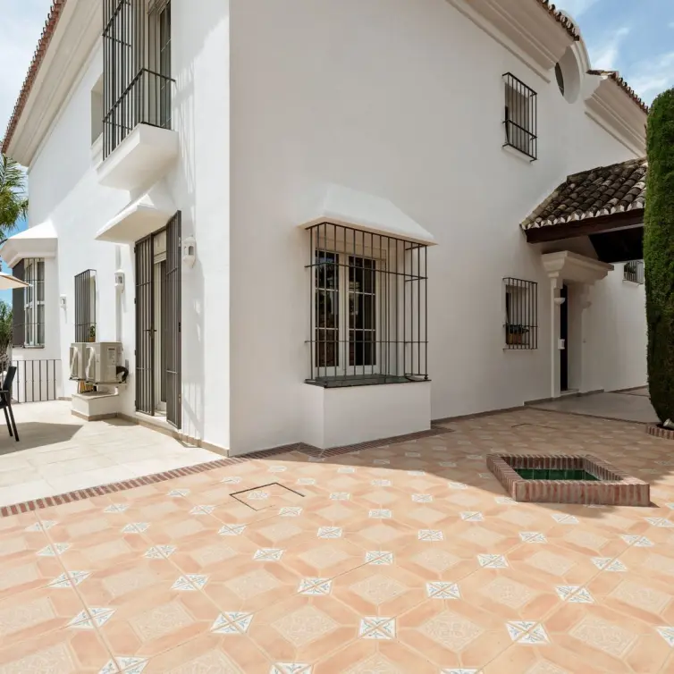 Venta de villa independiente en Sierra Blanca