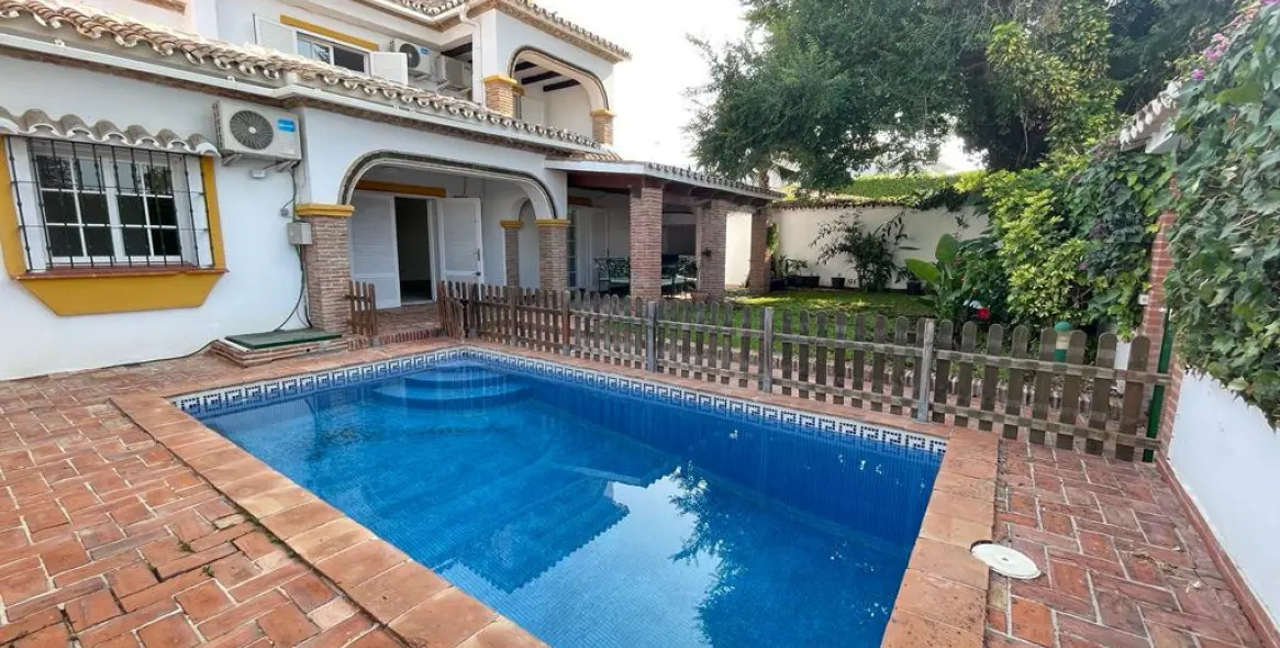 Long-term rent of detached villa in Marbella 1