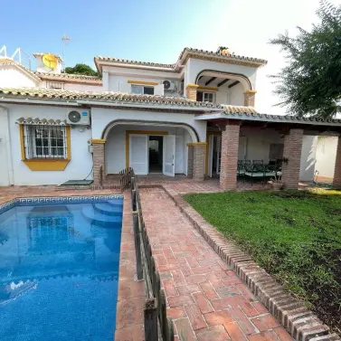 Long-term rent of detached villa in Marbella