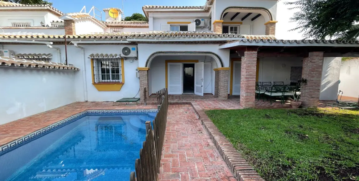Long-term rent of detached villa in Marbella 8