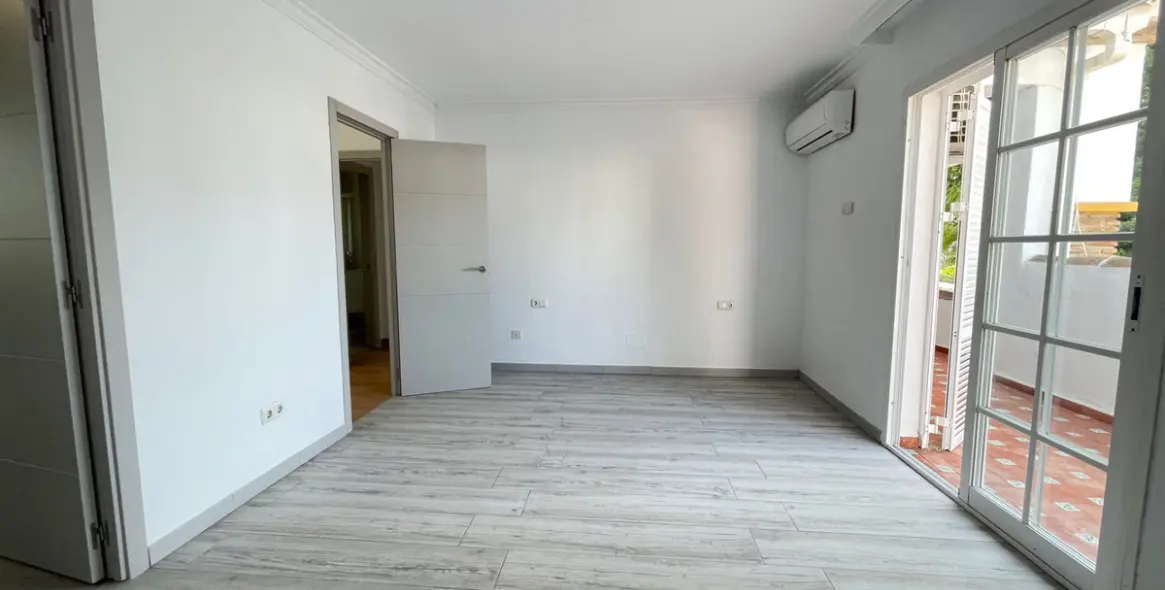 Long-term rent of detached villa in Marbella 29