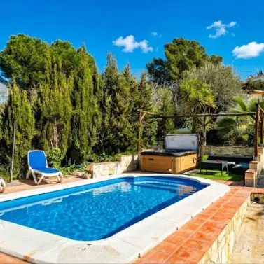 Sale of detached villa in Viñuela