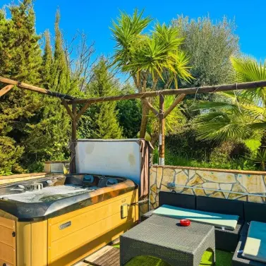 Sale of detached villa in Viñuela
