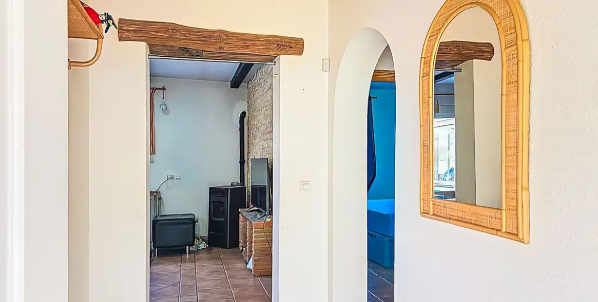 Sale of detached villa in Viñuela 19