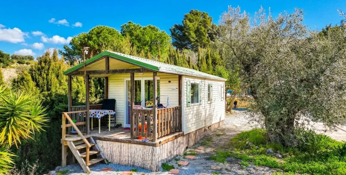 Sale of detached villa in Viñuela 24