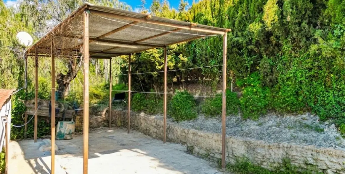 Sale of detached villa in Viñuela 37