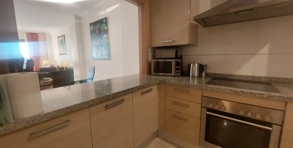 Sale of ground floor apartment in Benahavís 2