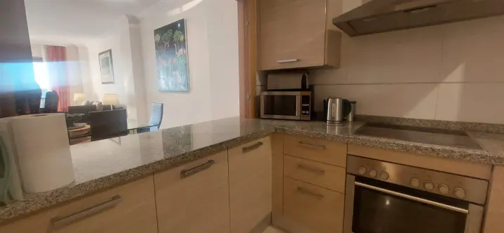 Venta de apartamento en planta baja en Benahavís 1