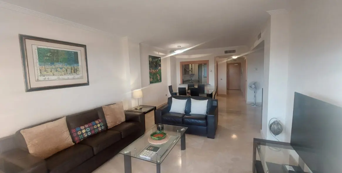 Sale of ground floor apartment in Benahavís 4