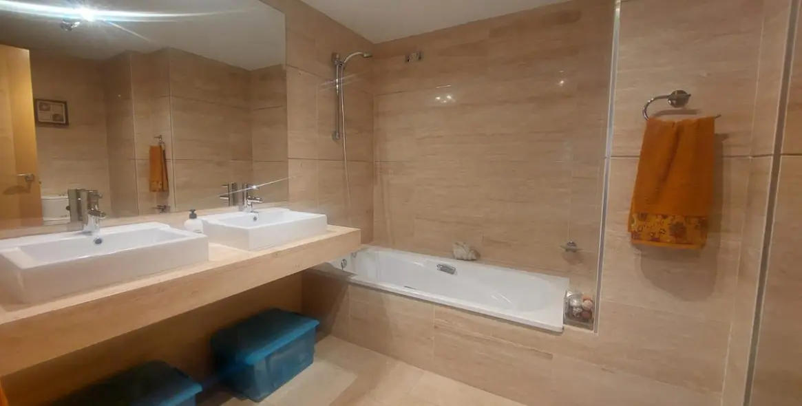 Sale of ground floor apartment in Benahavís 9