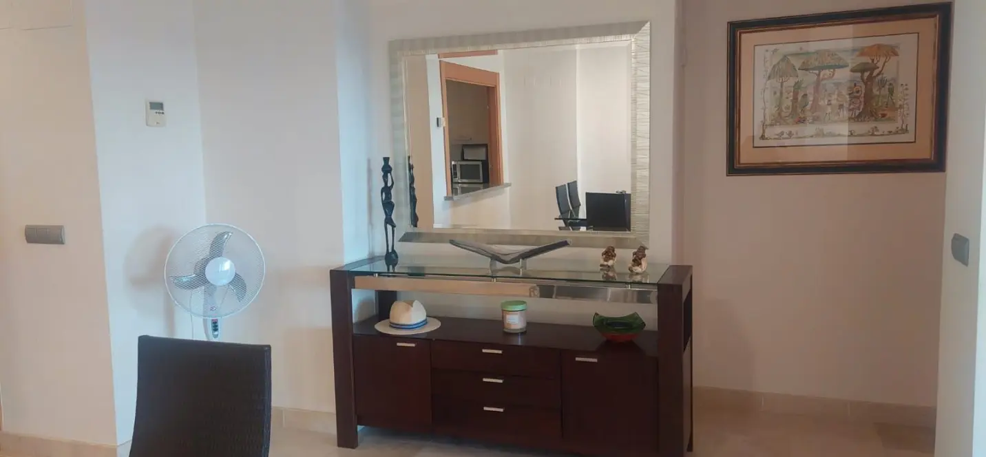 Sale of ground floor apartment in Benahavís 2