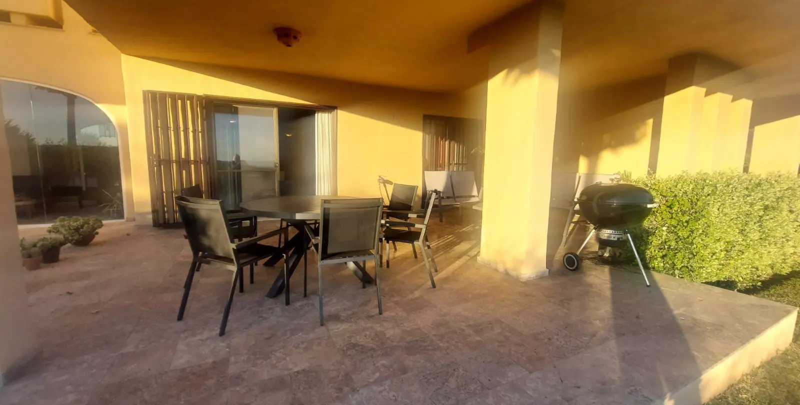 Venta de apartamento en planta baja en Benahavís 12