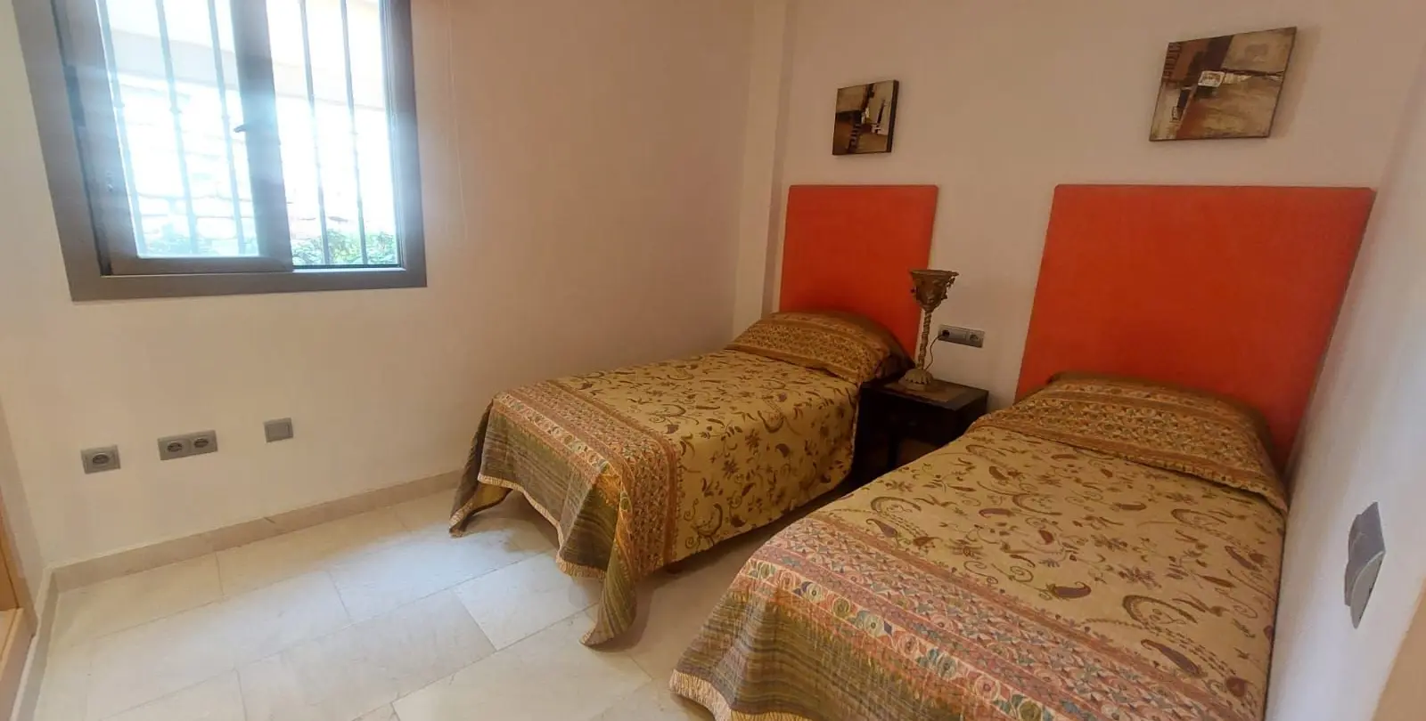 Venta de apartamento en planta baja en Benahavís 15