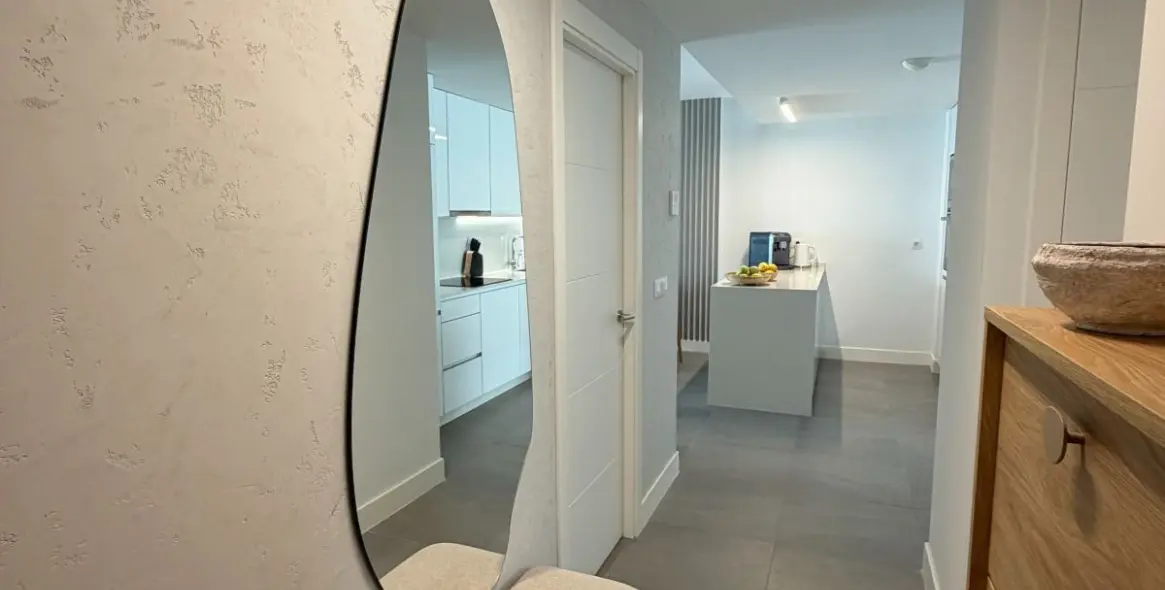 Sale of ground floor apartment in Casares 21