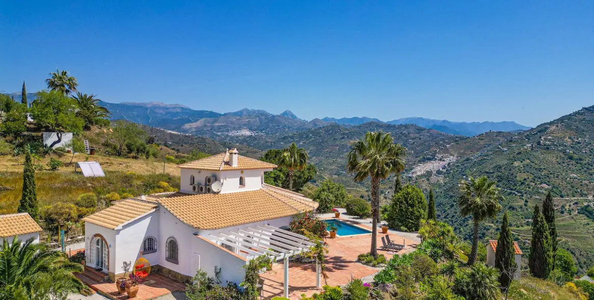 Venta de villa independiente en Arenas 4