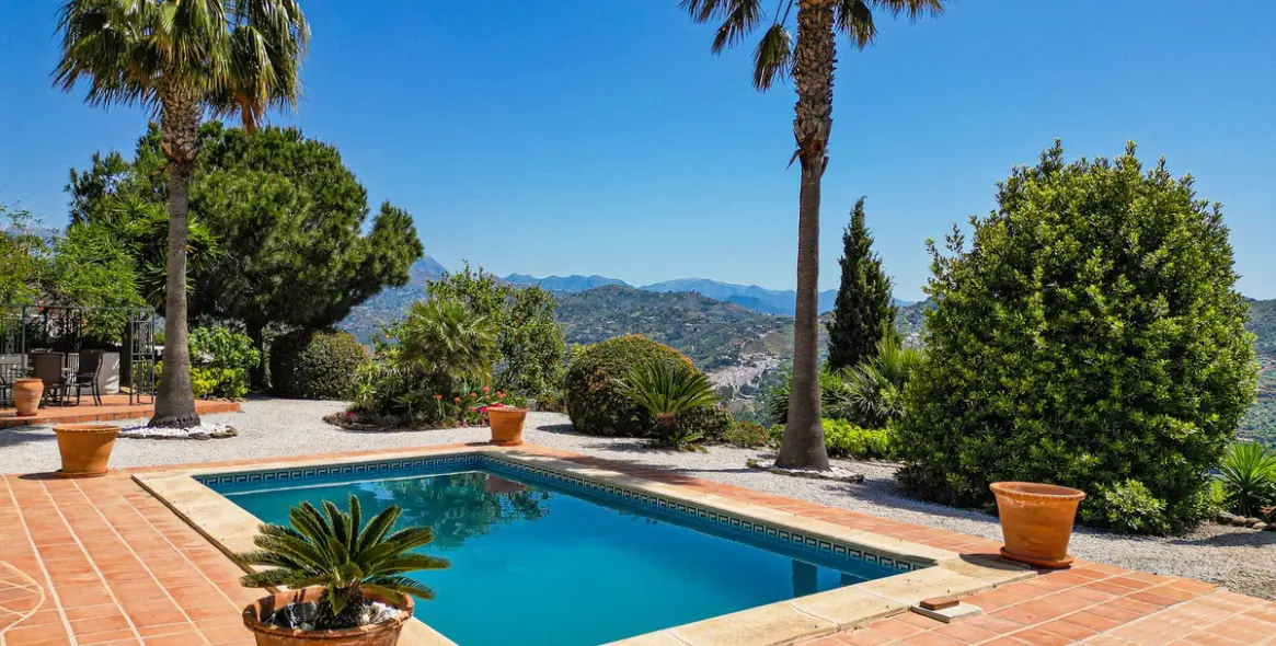 Venta de villa independiente en Arenas 8