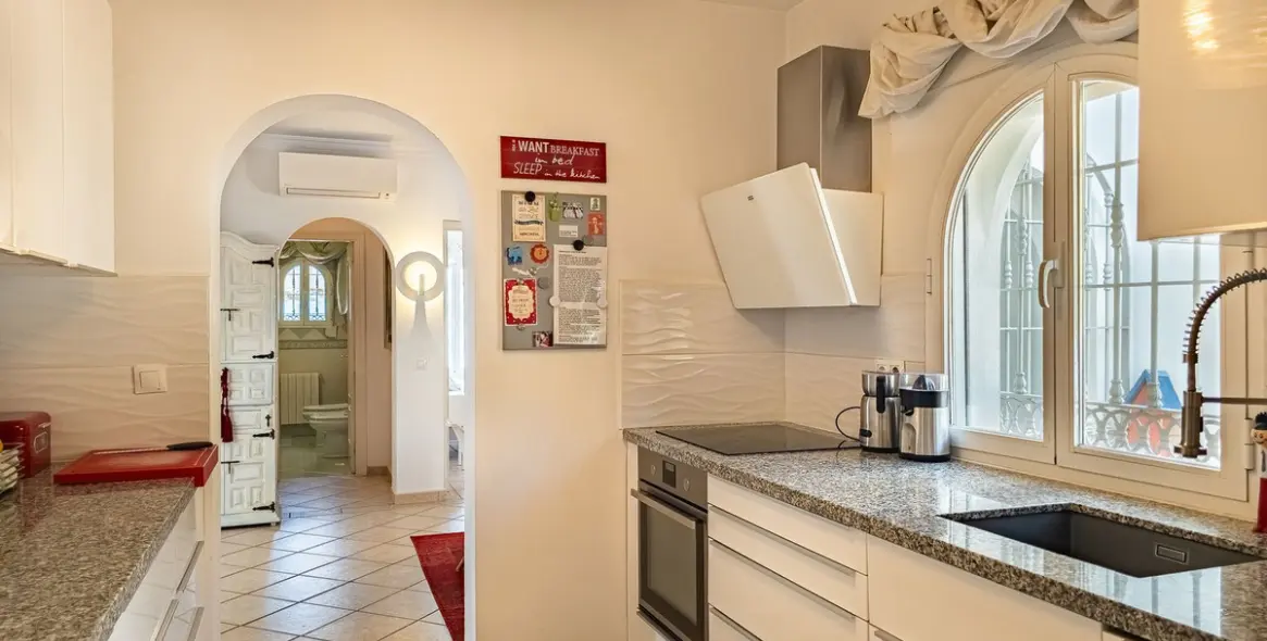 Venta de villa independiente en Arenas 25