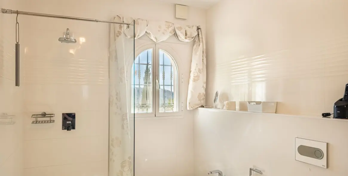 Venta de villa independiente en Arenas 42