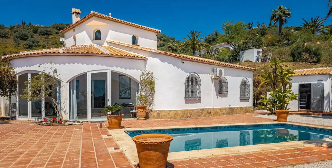 Venta de villa independiente en Arenas 54