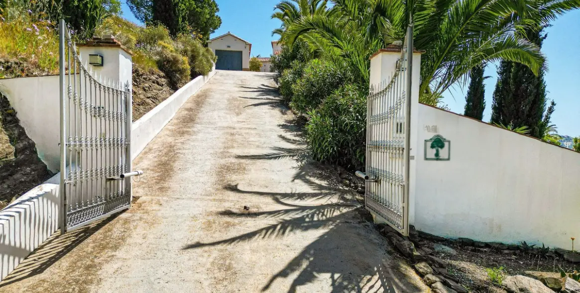 Venta de villa independiente en Arenas 68