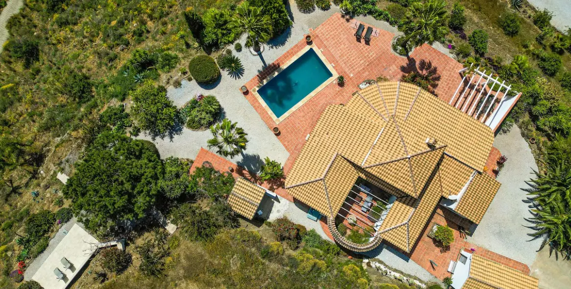 Venta de villa independiente en Arenas 91