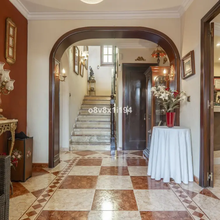 Sale of detached villa in Ciudad Jardín