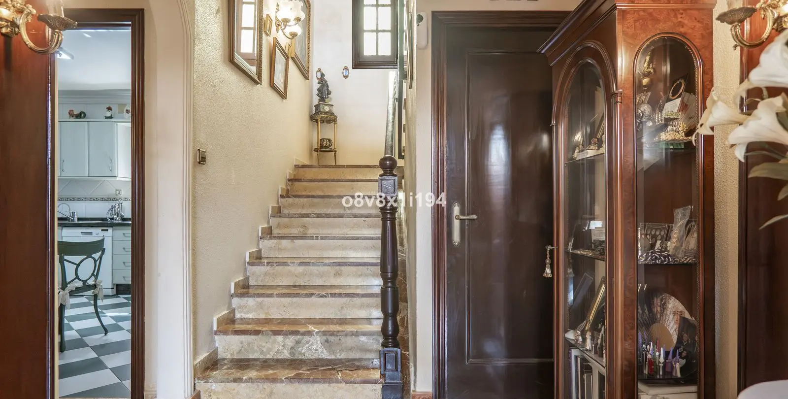 Sale of detached villa in Ciudad Jardín 24