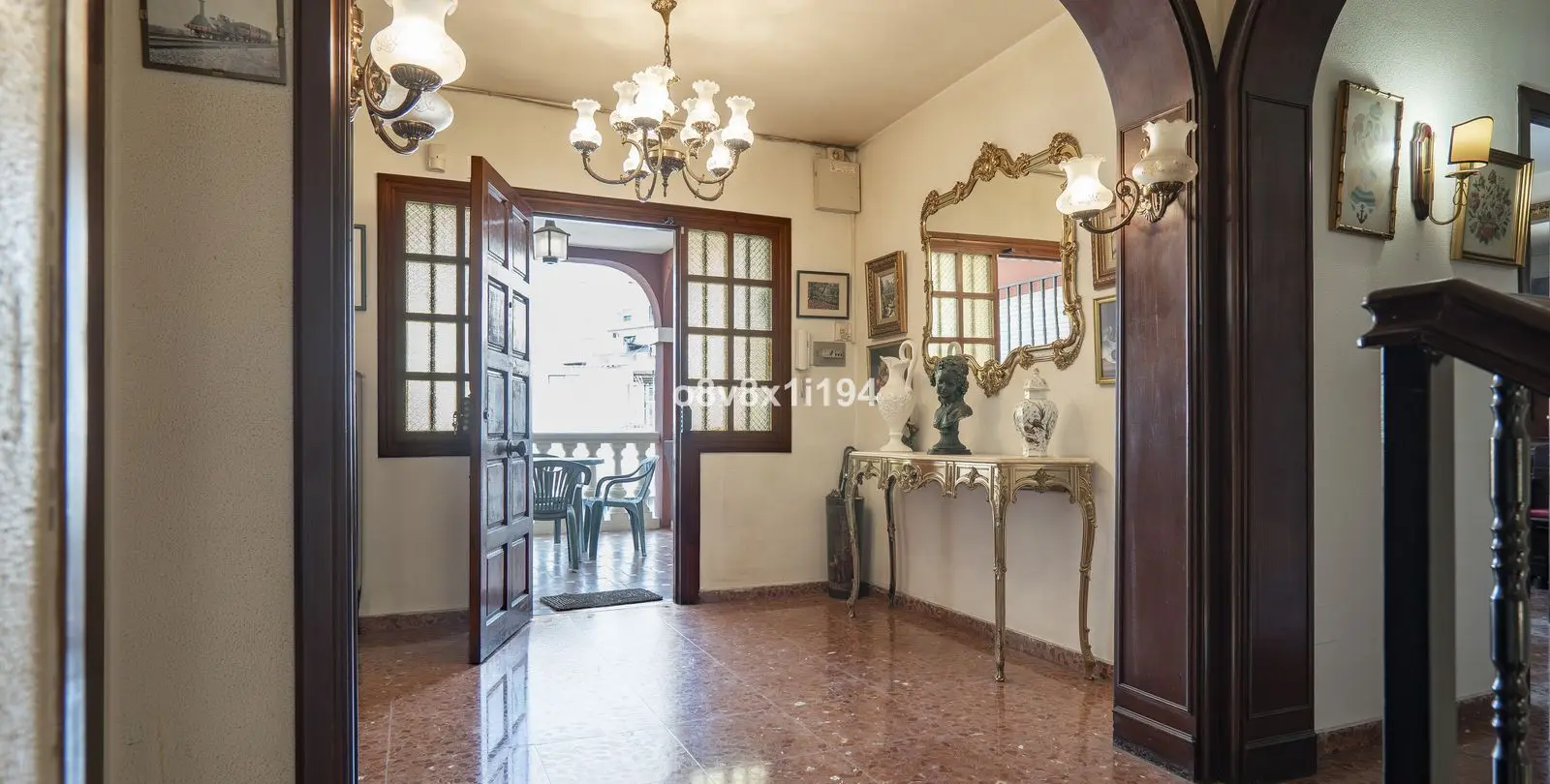 Sale of detached villa in Ciudad Jardín 25