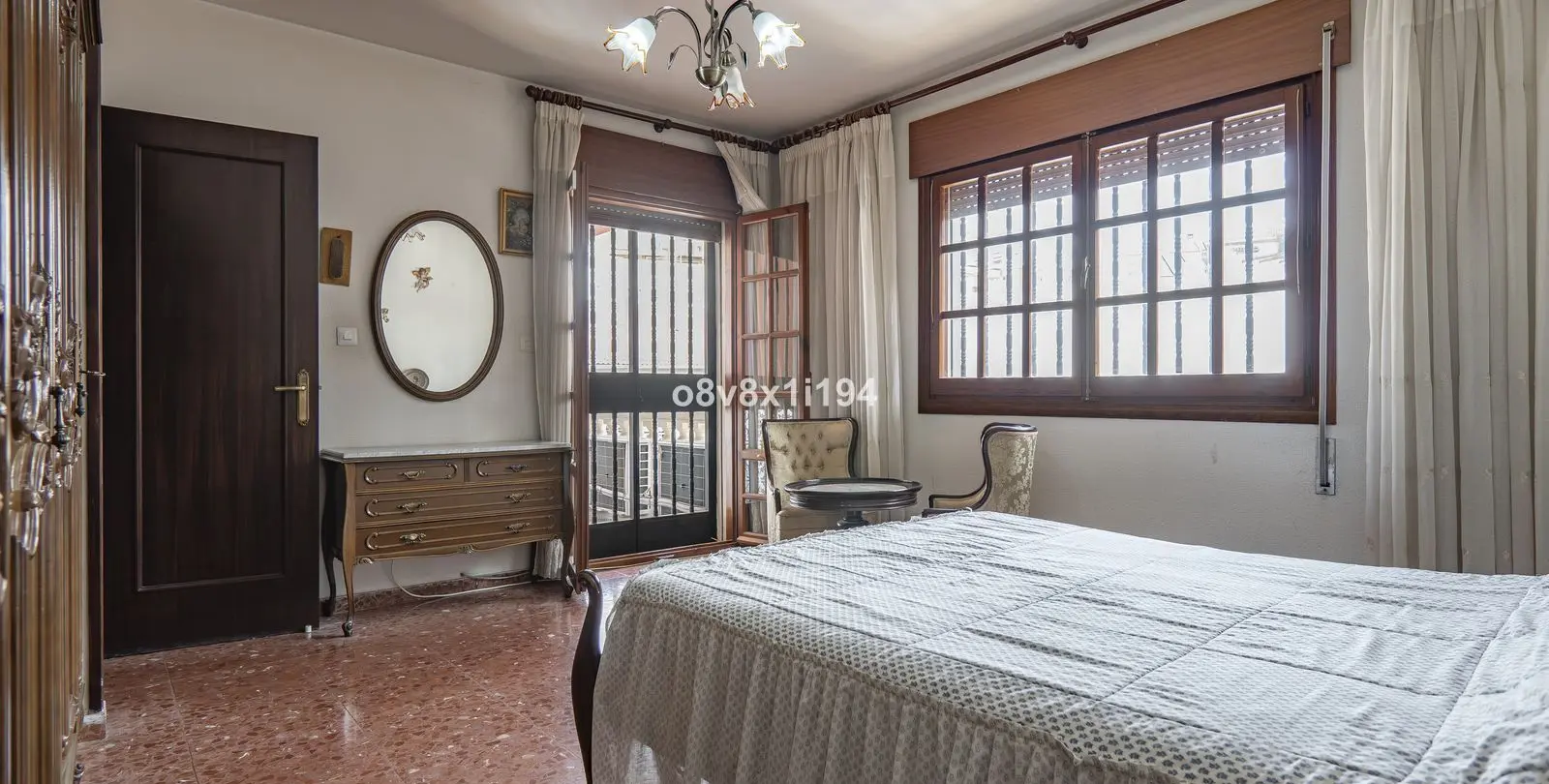 Sale of detached villa in Ciudad Jardín 41