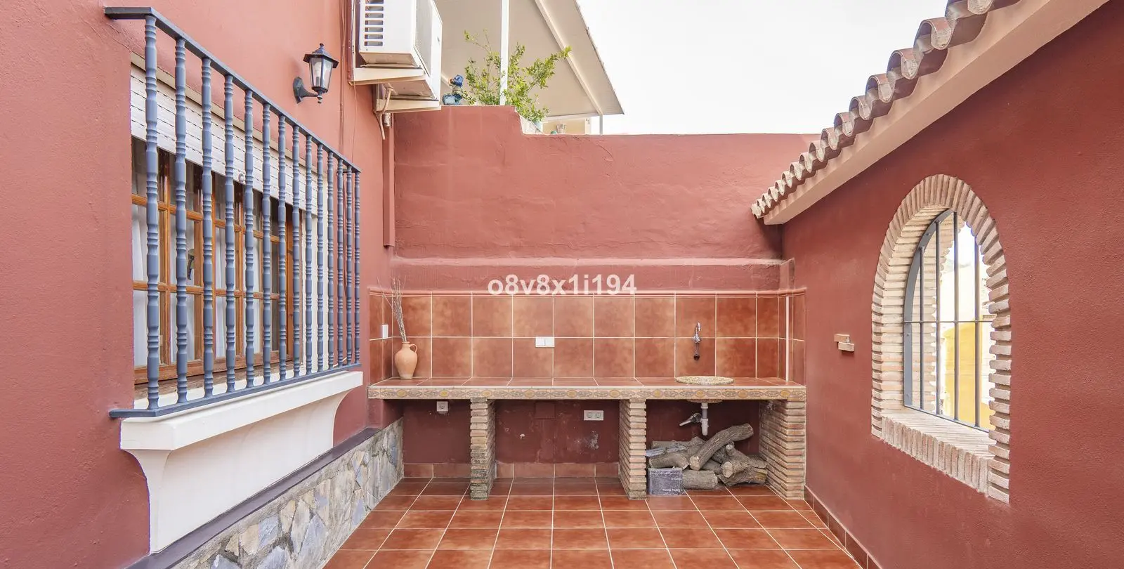 Sale of detached villa in Ciudad Jardín 48