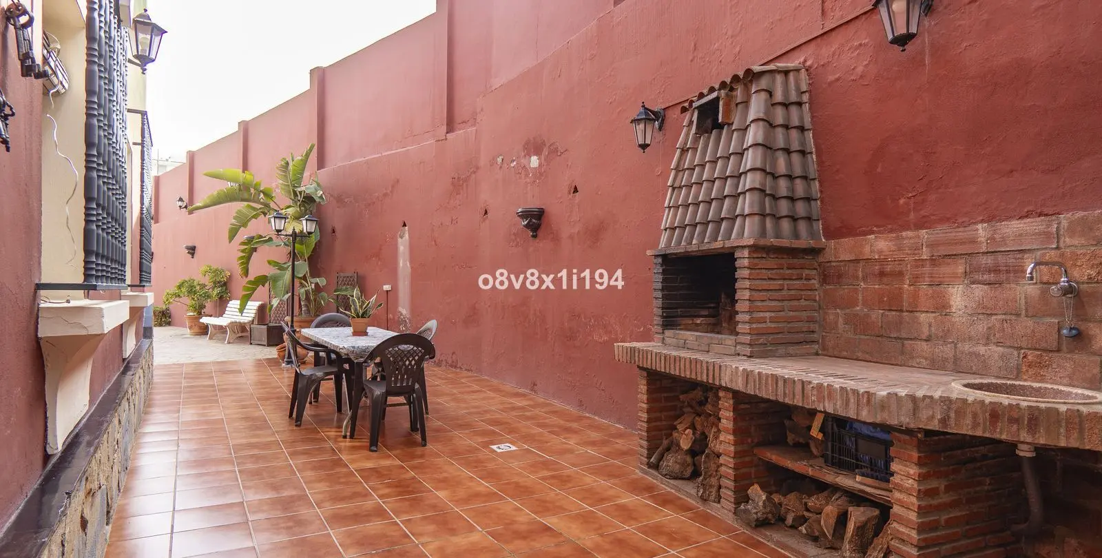 Sale of detached villa in Ciudad Jardín 54