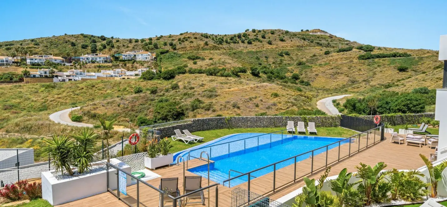 Sale of semi-detached house in Riviera del Sol 1