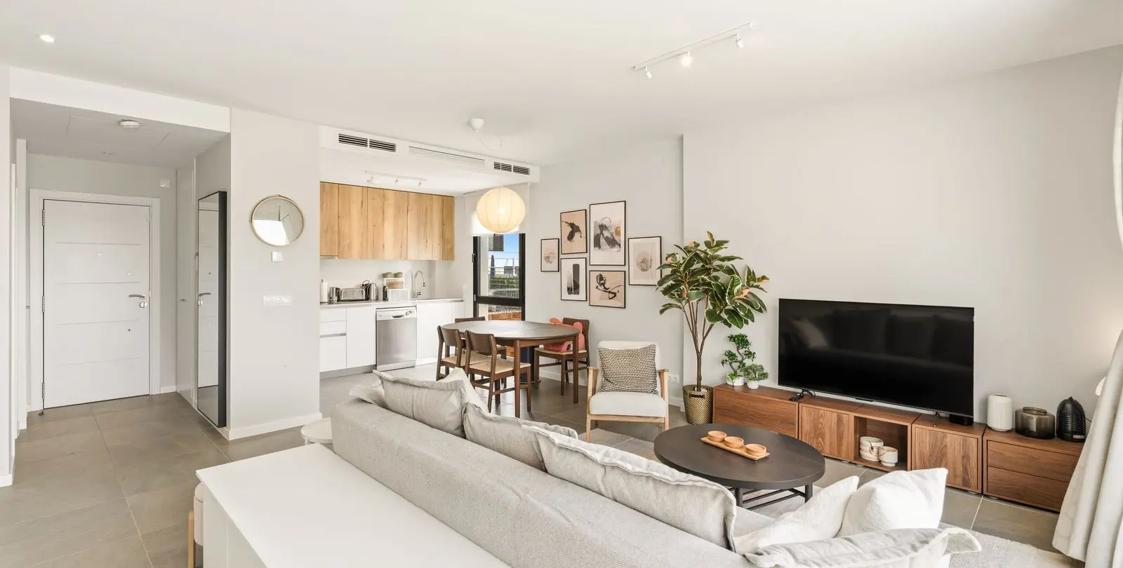 Sale of semi-detached house in Riviera del Sol 7
