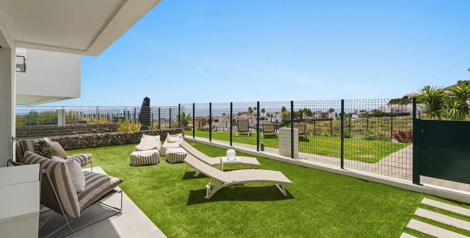 Sale of semi-detached house in Riviera del Sol 20