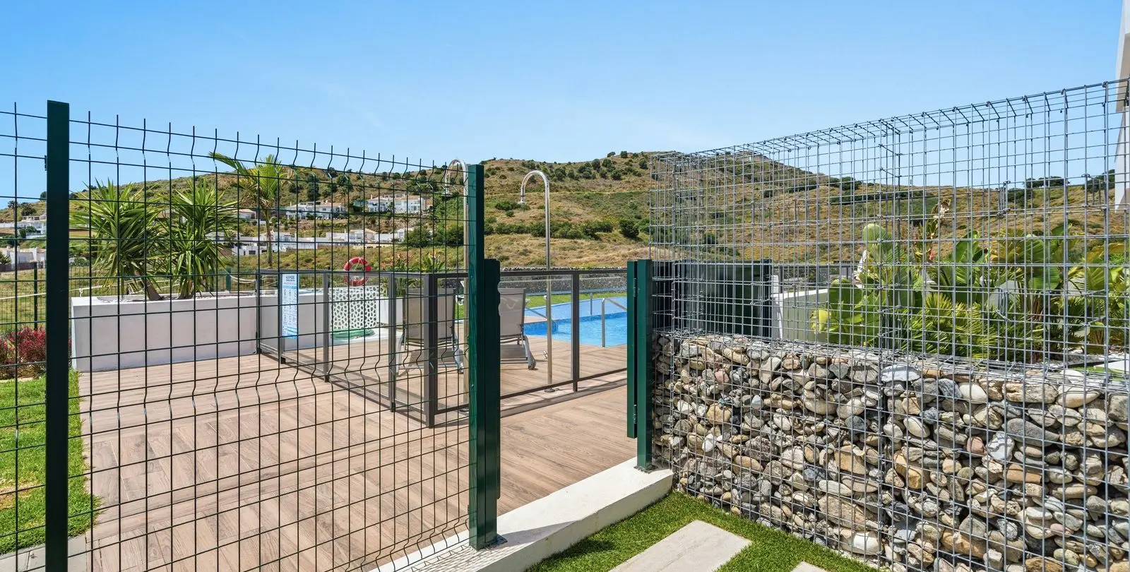 Sale of semi-detached house in Riviera del Sol 22