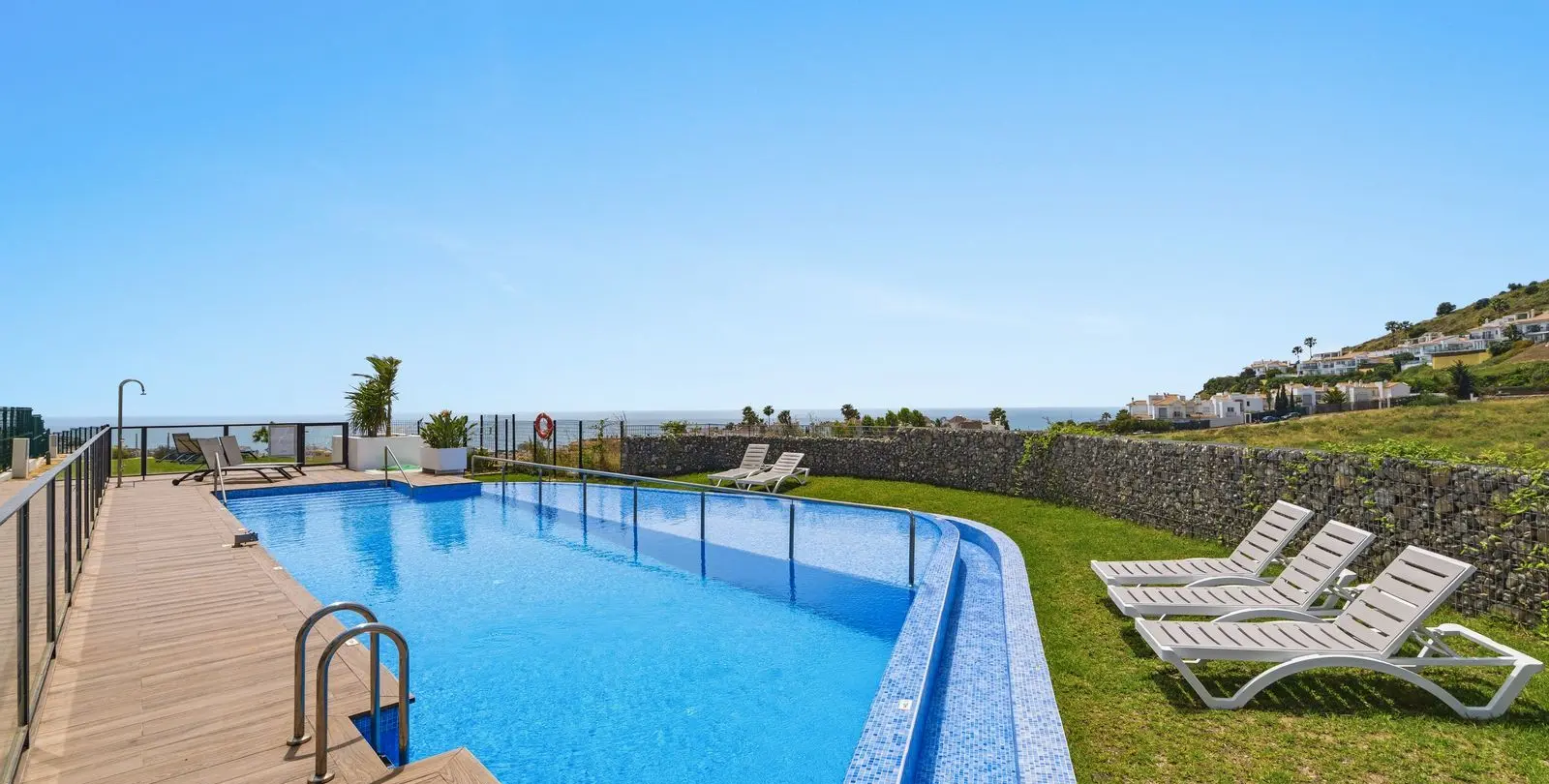Sale of semi-detached house in Riviera del Sol 23