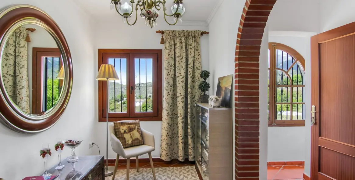 Sale of finca - cortijo in Canillas de Albaida 5