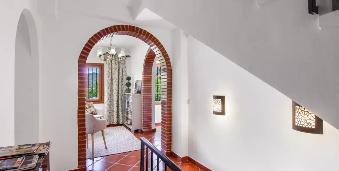 Sale of finca - cortijo in Canillas de Albaida 6