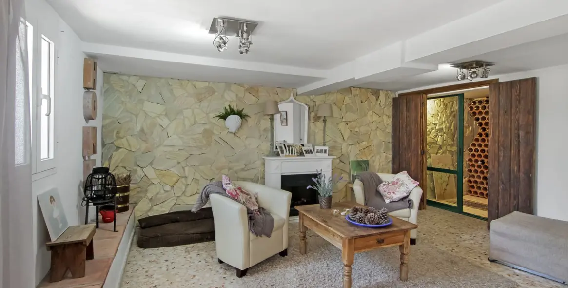 Sale of finca - cortijo in Canillas de Albaida 61