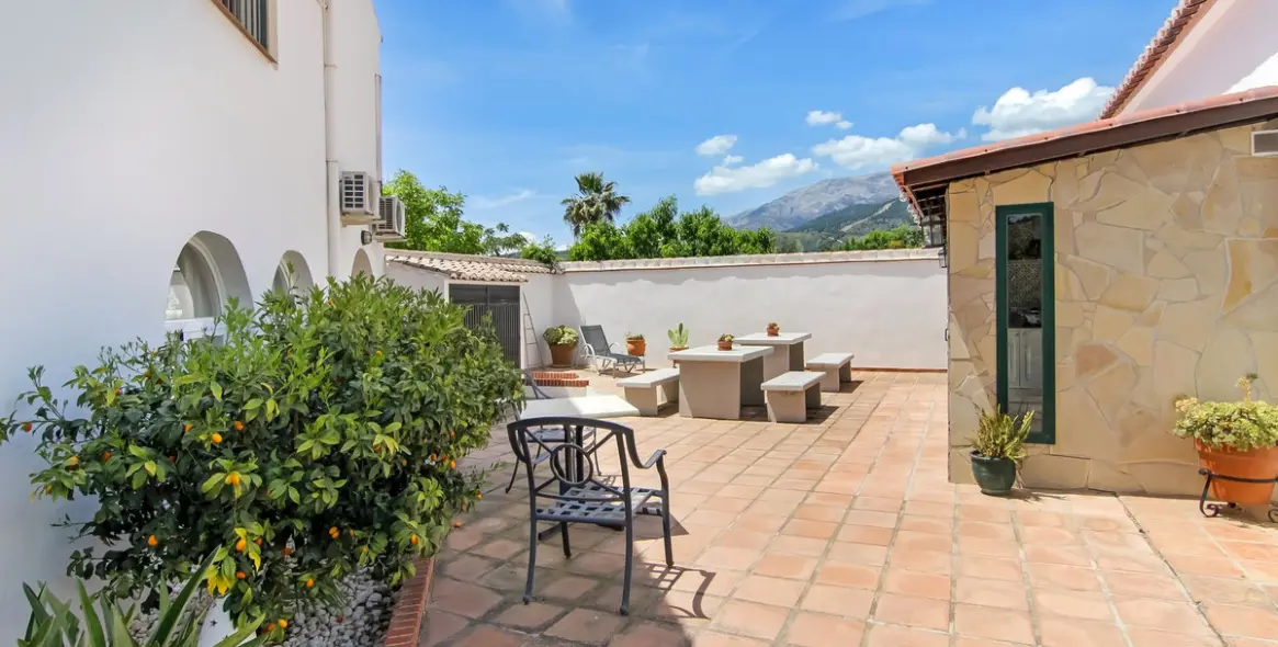 Sale of finca - cortijo in Canillas de Albaida 71