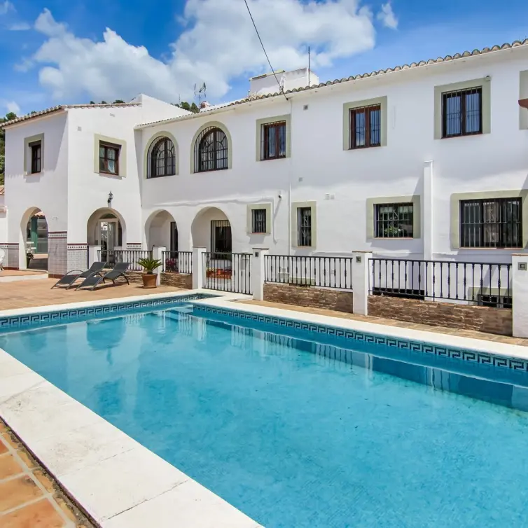 Venta de finca - cortijo en Canillas de Albaida