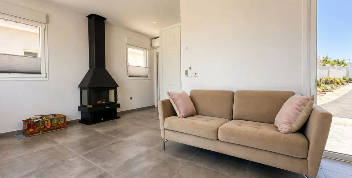 Sale of detached villa in Mijas 16