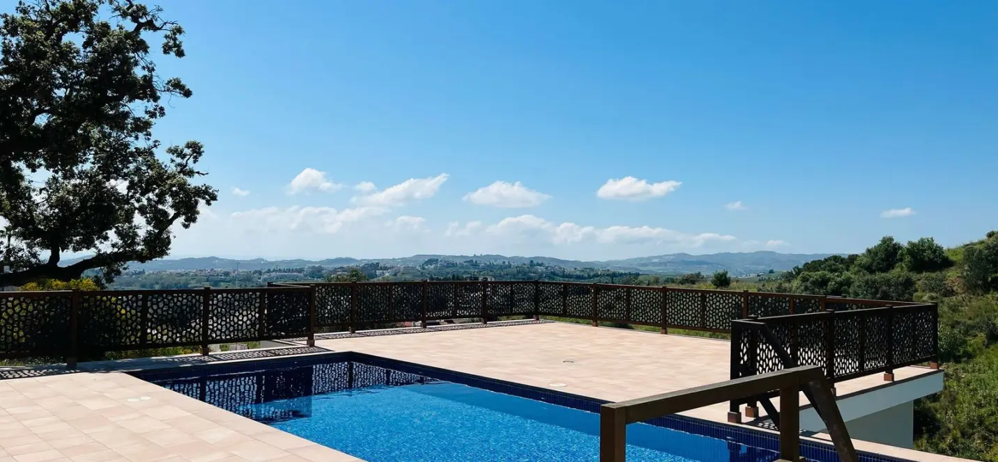 Продажа  отдельно стоящей виллы в Mijas 0