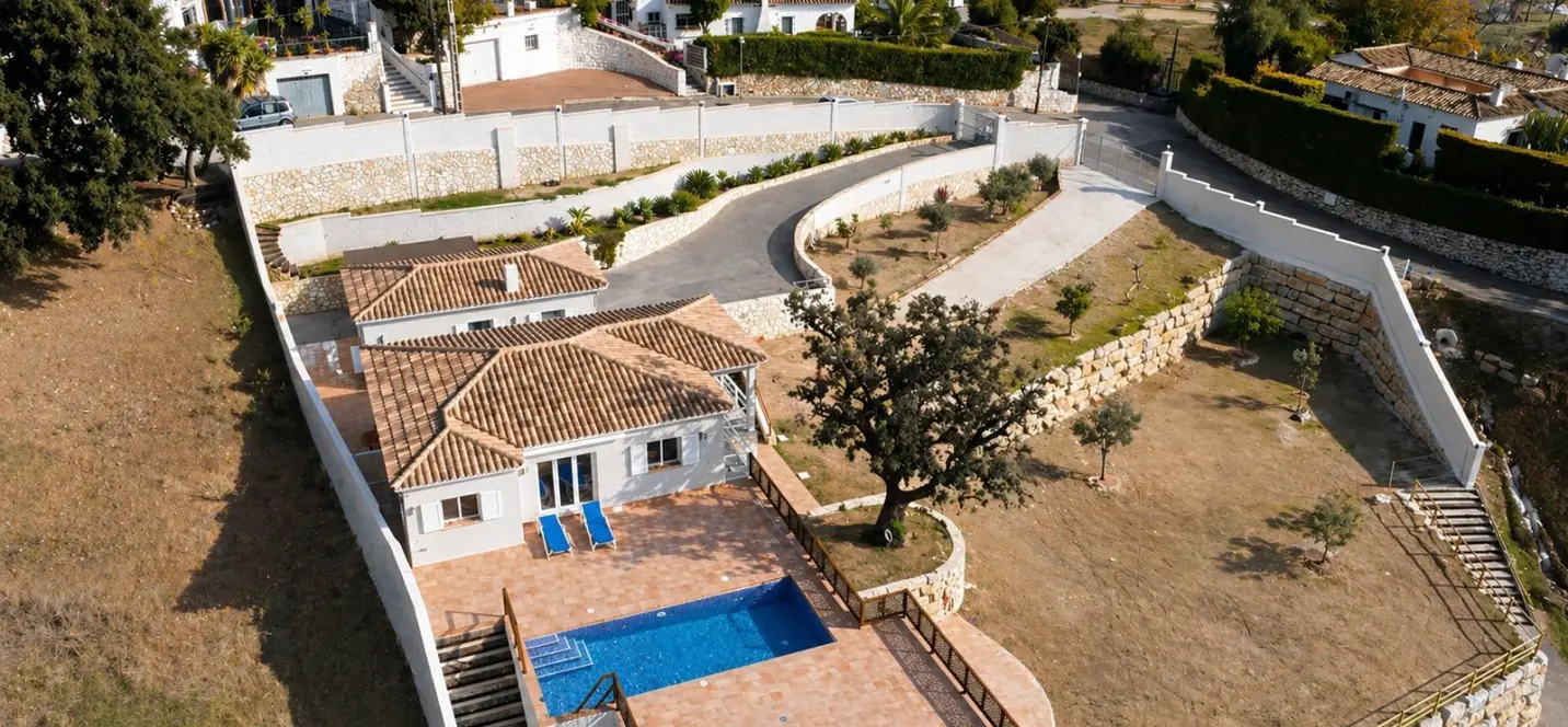 Продажа  отдельно стоящей виллы в Mijas 2
