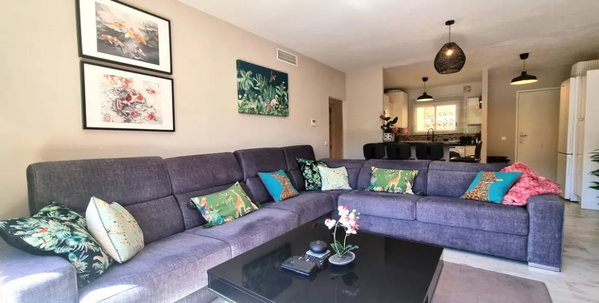 Sale of penthouse in Reserva de Marbella 5