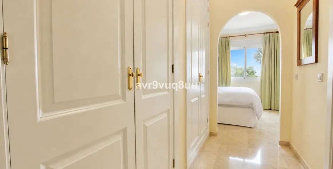 Продажа апартаментов на первом этаже в Mijas Golf 13