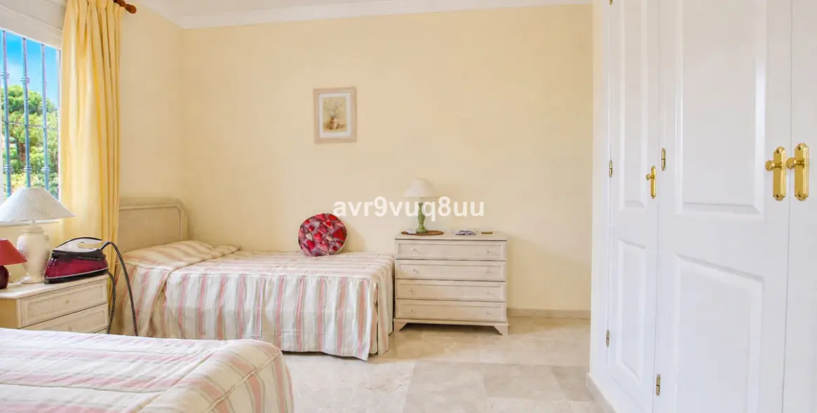Продажа апартаментов на первом этаже в Mijas Golf 16