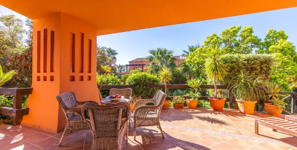 Venta de apartamento en planta baja en Estepona 7