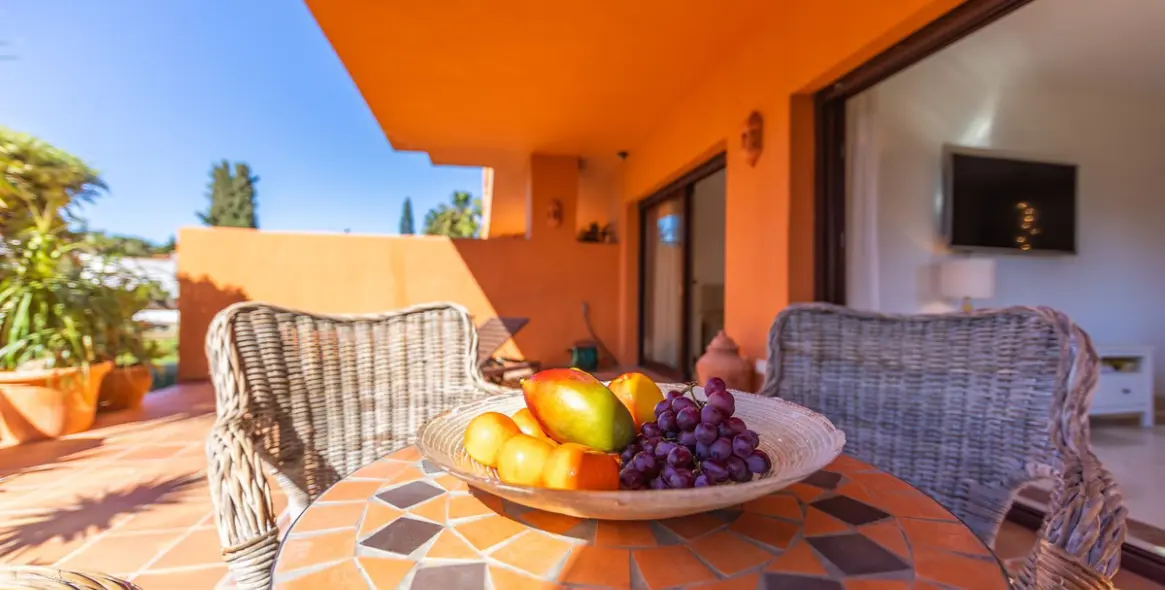 Venta de apartamento en planta baja en Estepona 9